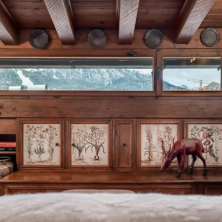 דירה Guesthost - Cortina Charming Wooden Alpine Nest *