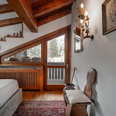 Guesthost - Cortina Charming Wooden Alpine Nest דירה *